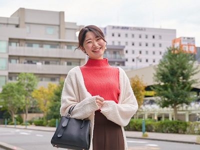 【経理スタッフ】上場子会社でIPO準備経験ができる！制度や働き方安定！需要の高まるエステ業界で、定額制セルフエステを展開する企業の画像