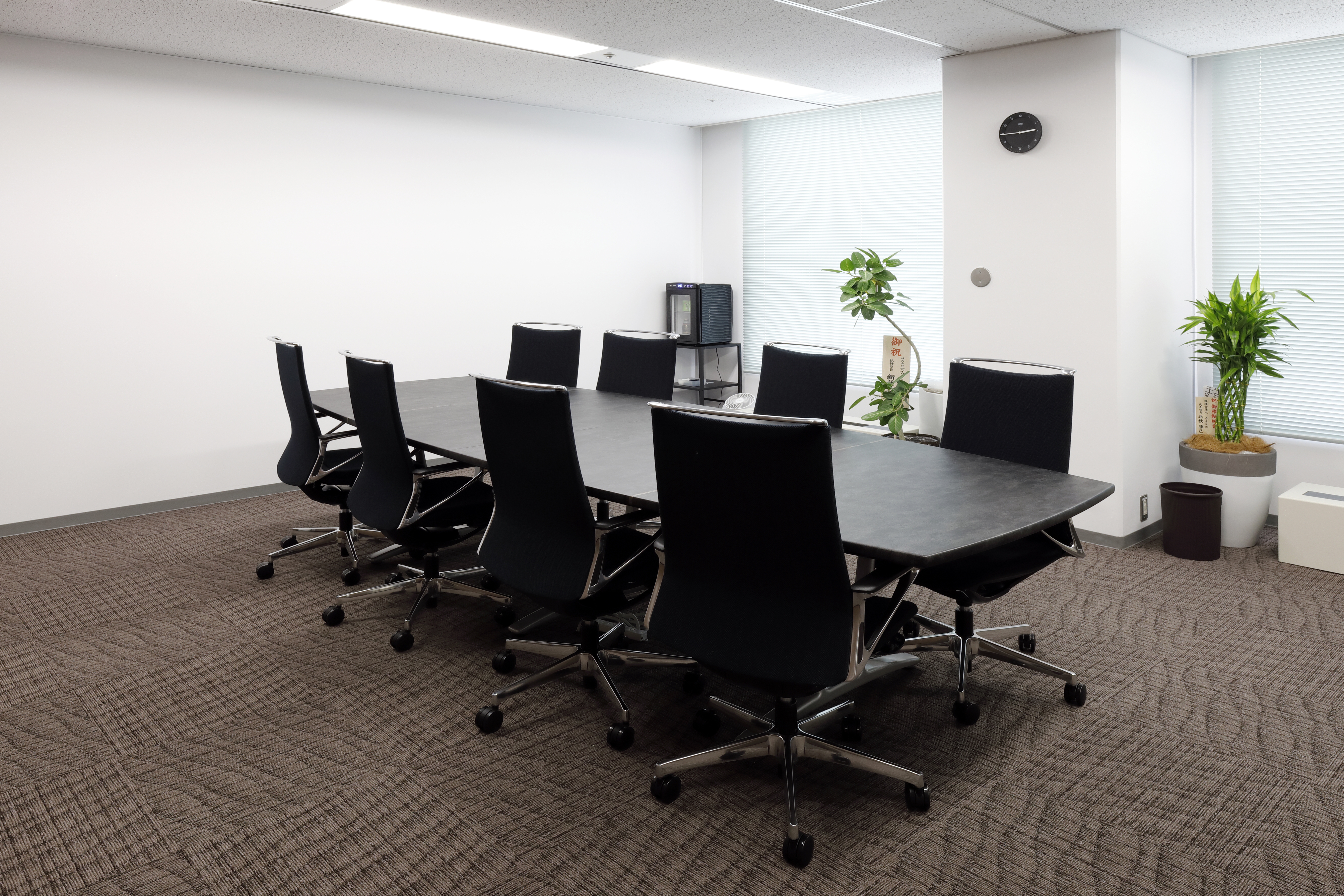 【税理士補助】会計事務所勤務経験必須、研修制度充実、業務はチーム制できめ細かいOJT！成長環境・評価制度の整う税理士法人の画像