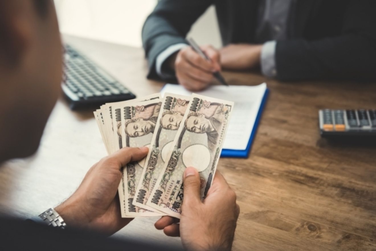 仮受金と前受金の違いとは?受け取った後の処理はどうする?徹底解説‼︎