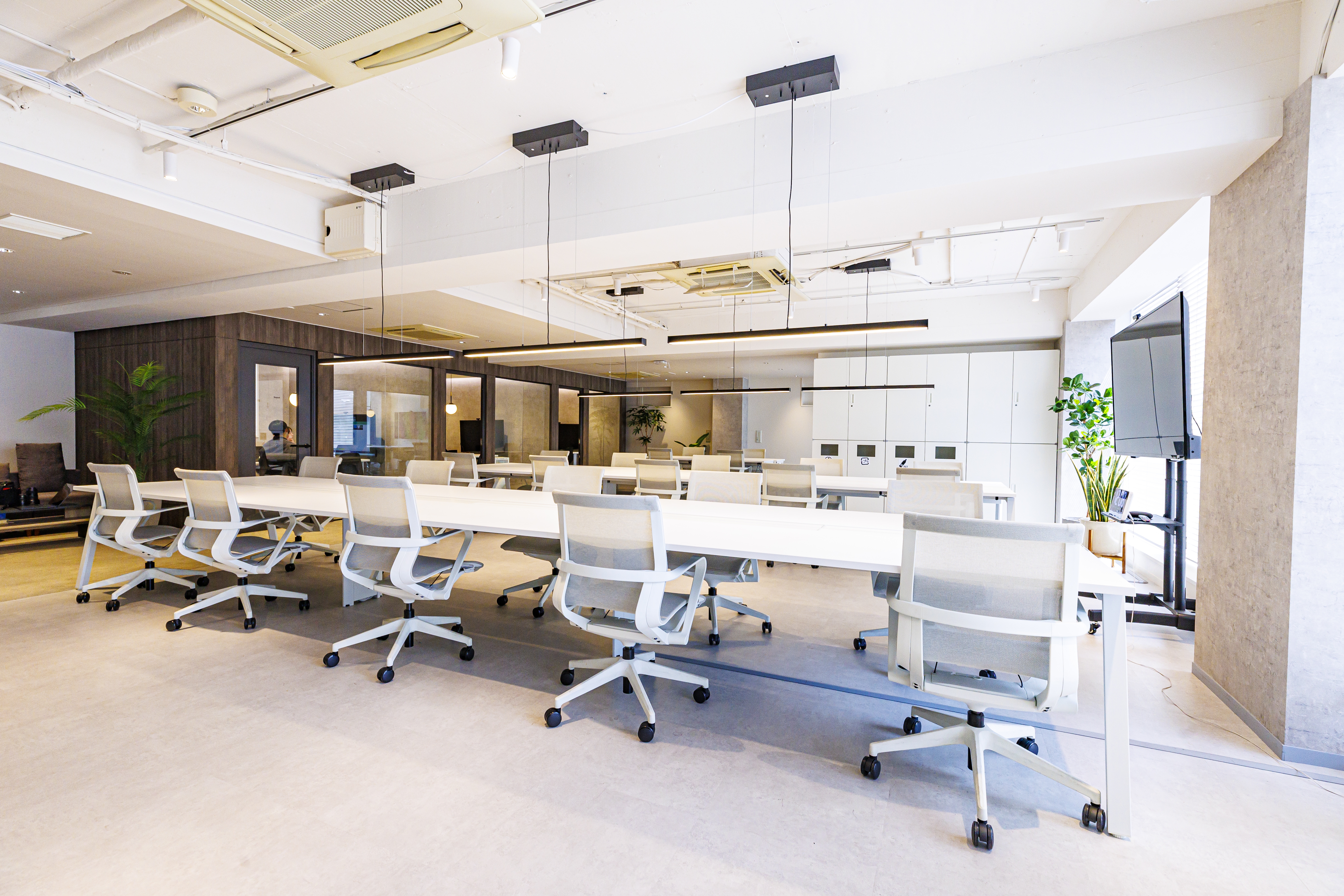 【財務経理】リモート週2／フレックスあり／大手メーカーのアイリスオーヤマグループで安定基盤！企業のDXを戦略から実装まで一気通貫で支援する、実行力のあるデジタルソリューション会社の画像