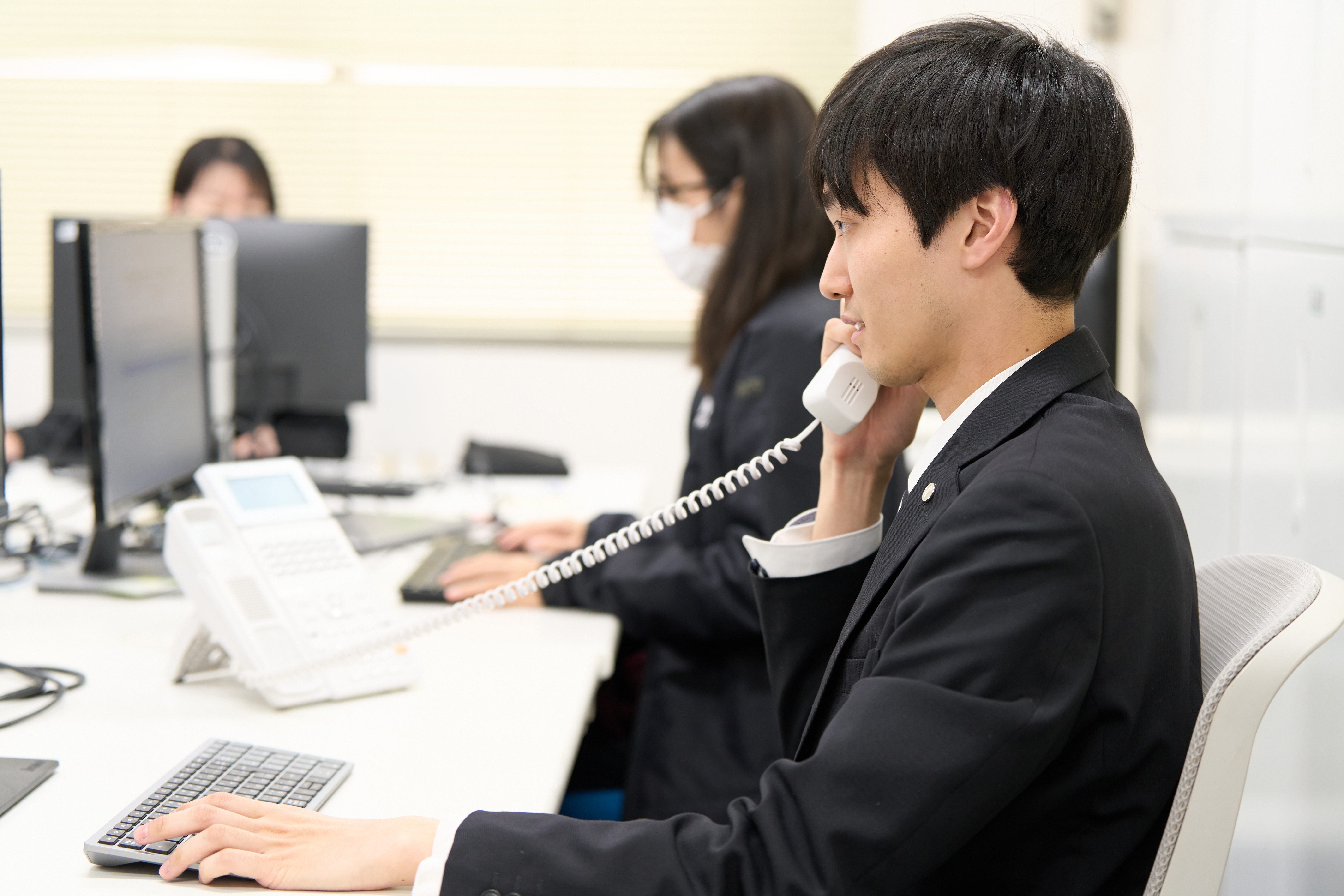創業100年の青果流通グループ｜未経験から決算まで学べる経理職｜残業月10hの画像