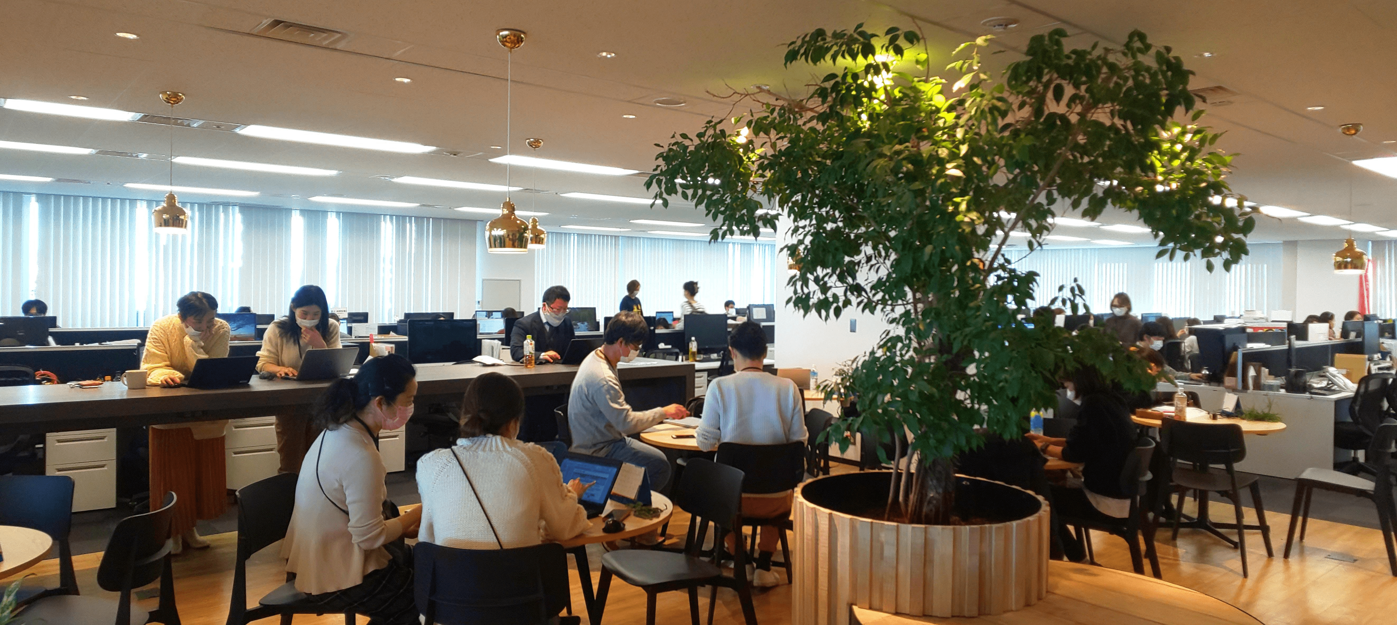 【経理】未経験可/年間休日120日！売上高519億円！有名ホットヨガスクールなどを中心に16業界26事業を展開する大規模ウィルネス業界の企業の画像