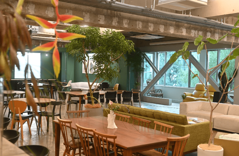 【経営企画部門責任者候補】リモート・フレックス可！「東京都」「経済産業省」等多数の自治体に導入される！社会課題に対して官民共創での解決を可能にするプラットホーム構築するベンチャー企業の画像