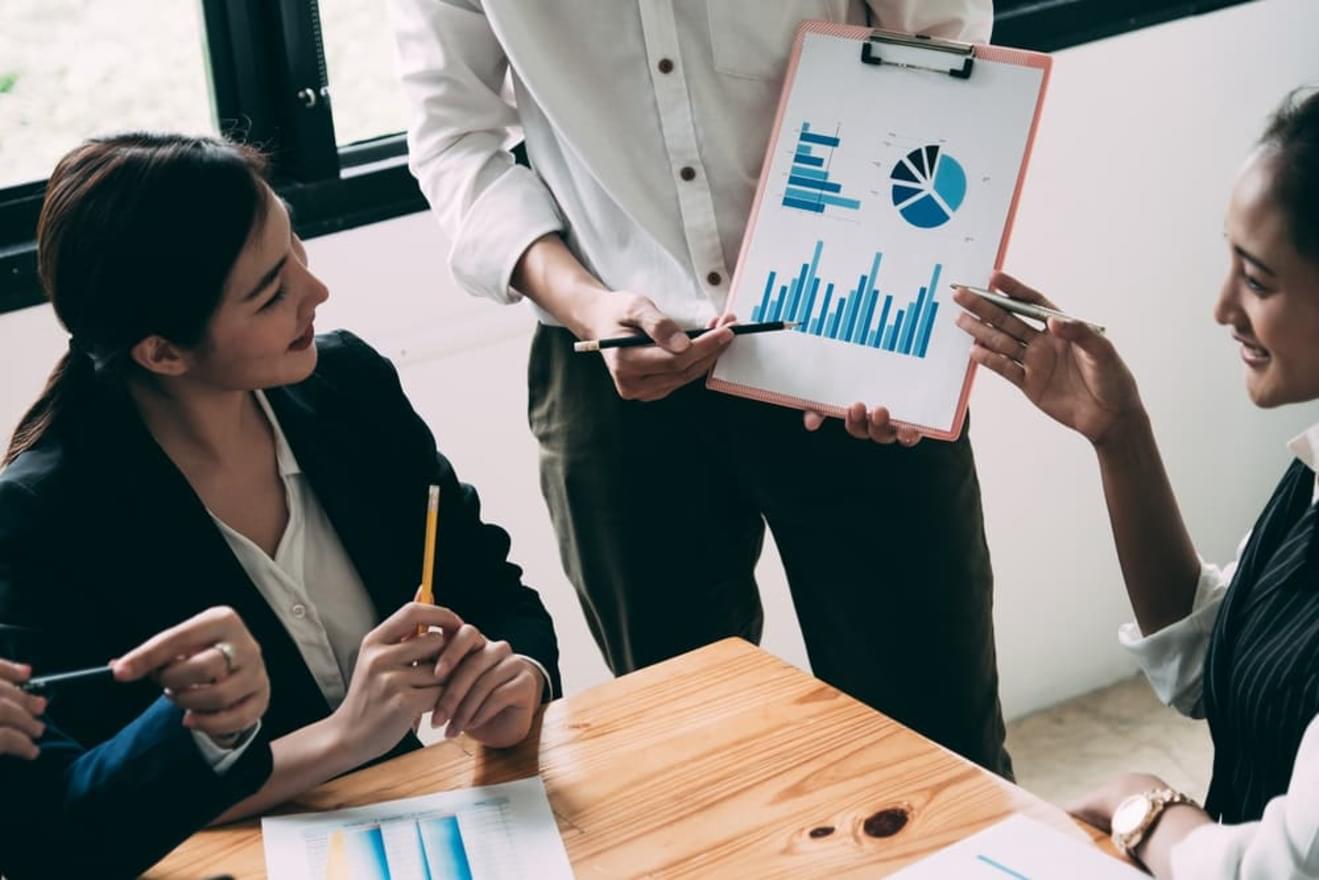 米国公認会計士が独立した際の仕事例