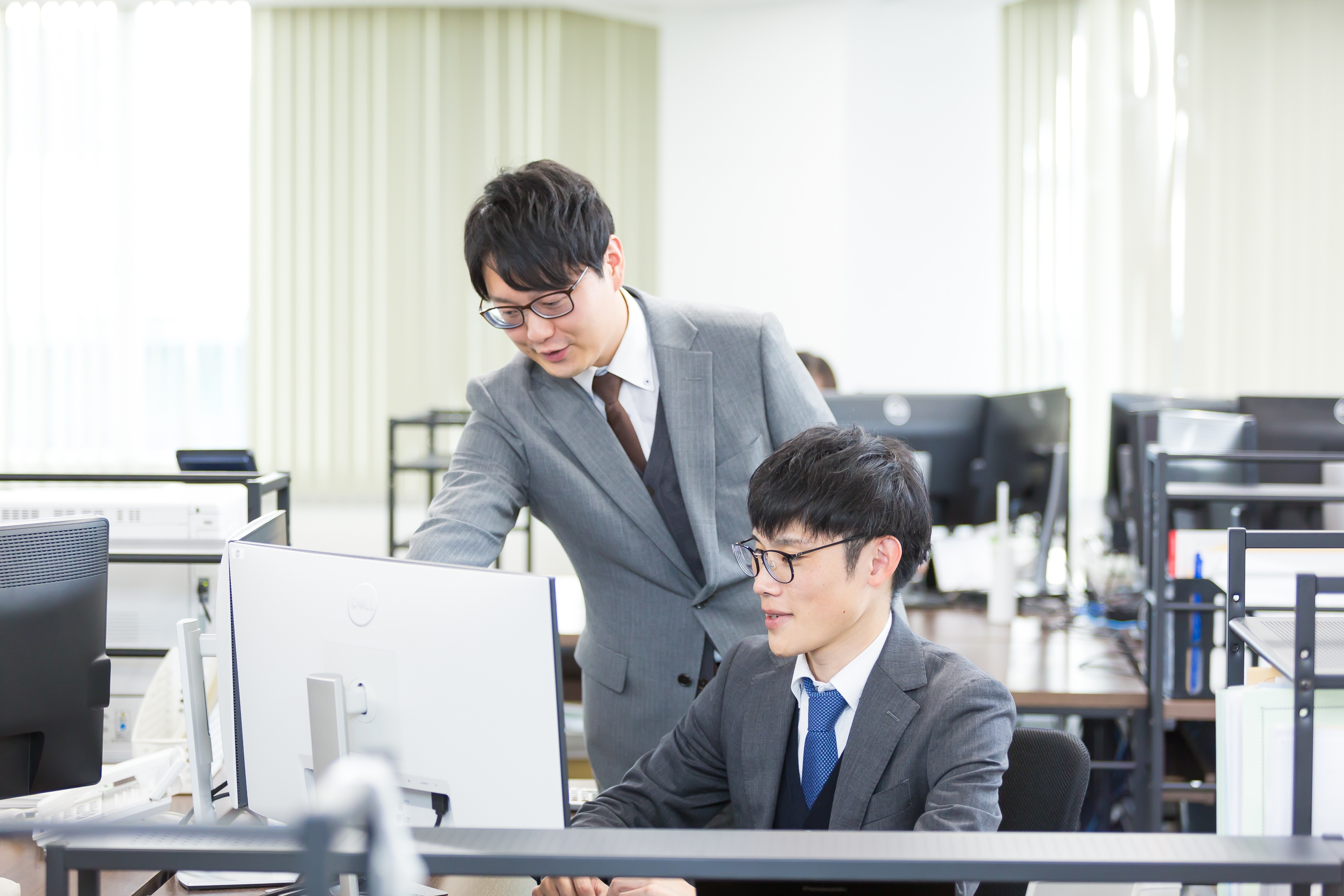 【税理士補助】会計事務所経験者必見！残業少なめ/働き方とスキルアップを重視される方におすすめの会計事務所の画像