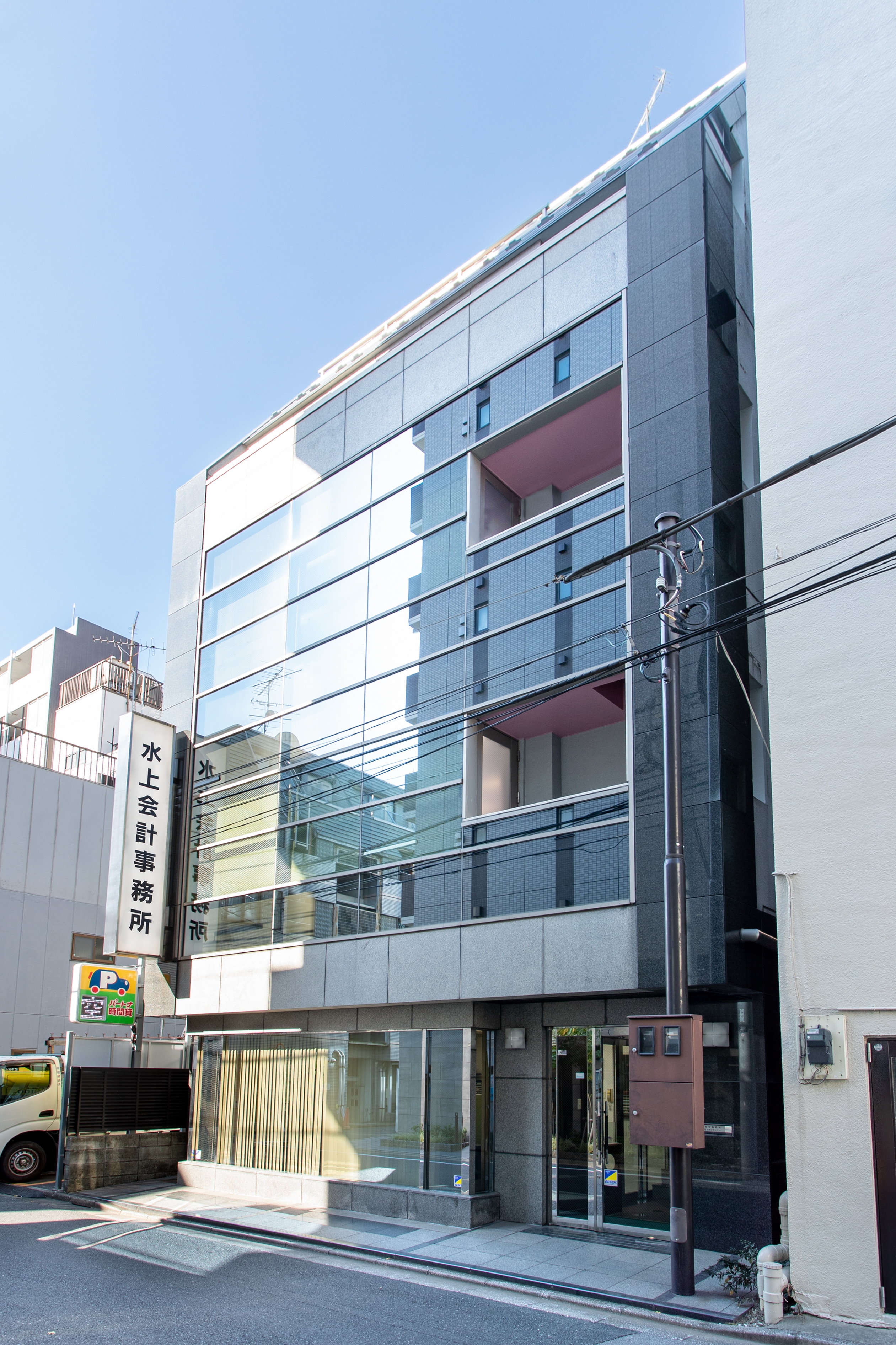 【会計税務スタッフ】錦糸町駅から徒歩圏内！創業50年！税理士有資格者5名！中小法人メインの税理士事務所の画像