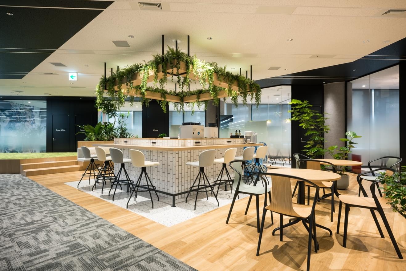 【グロース上場で経理マネージャーに挑戦！】幅広い事業モデルの経理・連結決算を経験し、将来的にCFOも目指せる環境！広告×マーケティングの課題を解決する自社開発企業の画像