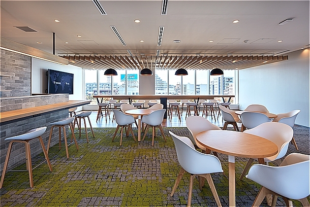 【経理リーダー候補/フレックス制あり】売上高54億円！タッチパネル券売機のパイオニア！寺岡グループにおける飲食&サービス業に特化した製品・ソリューションを提供し、外食業界のDX化を推進する会社の画像