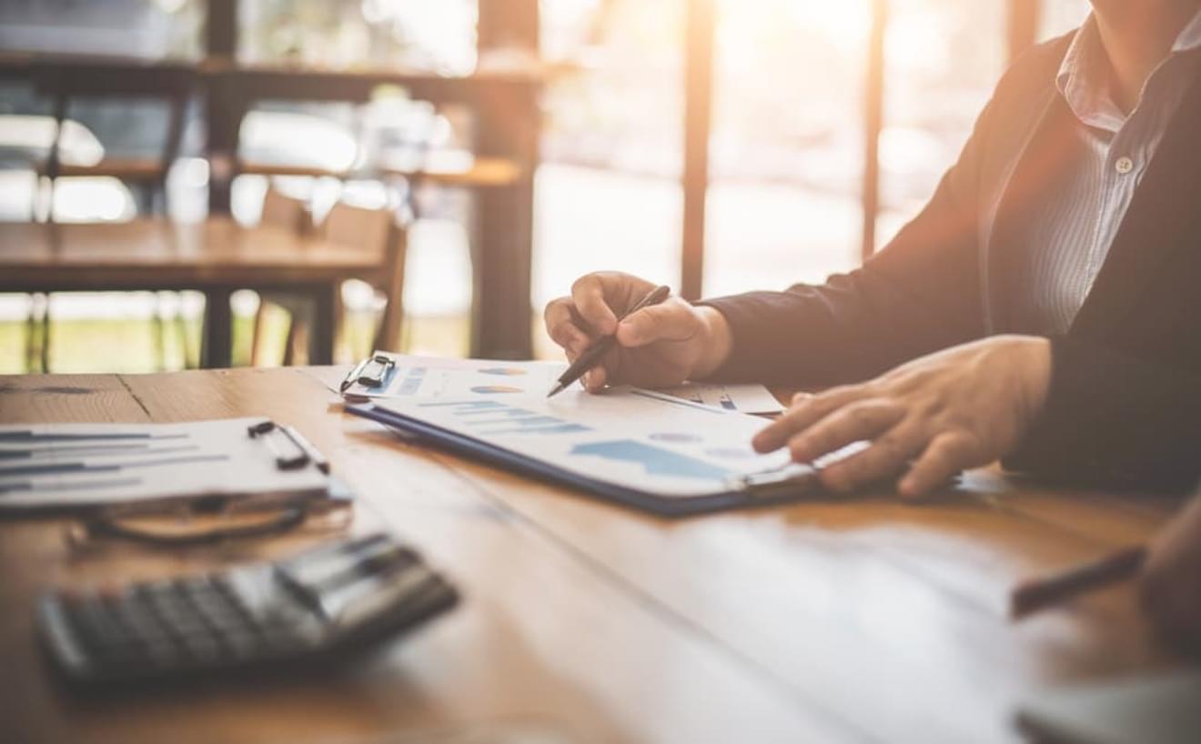 4大監査法人と中小監査法人との違い