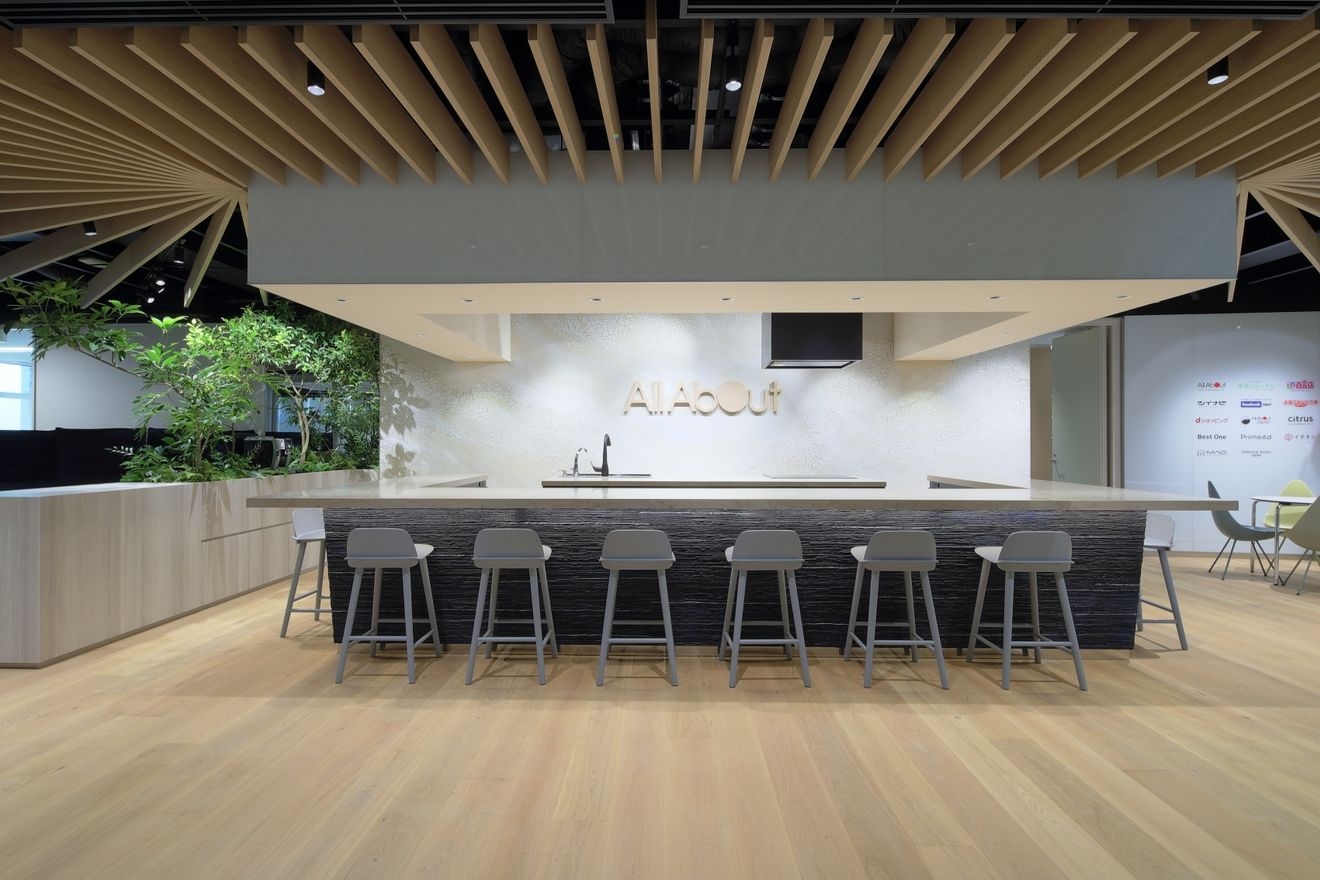 【経理スタッフ】年間340万...の画像