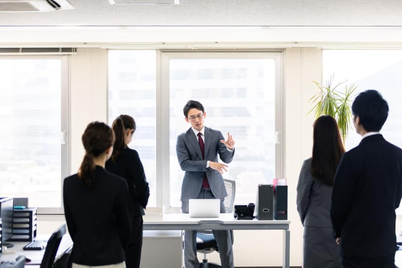 2.お父さんはどんな仕事をしていますか？