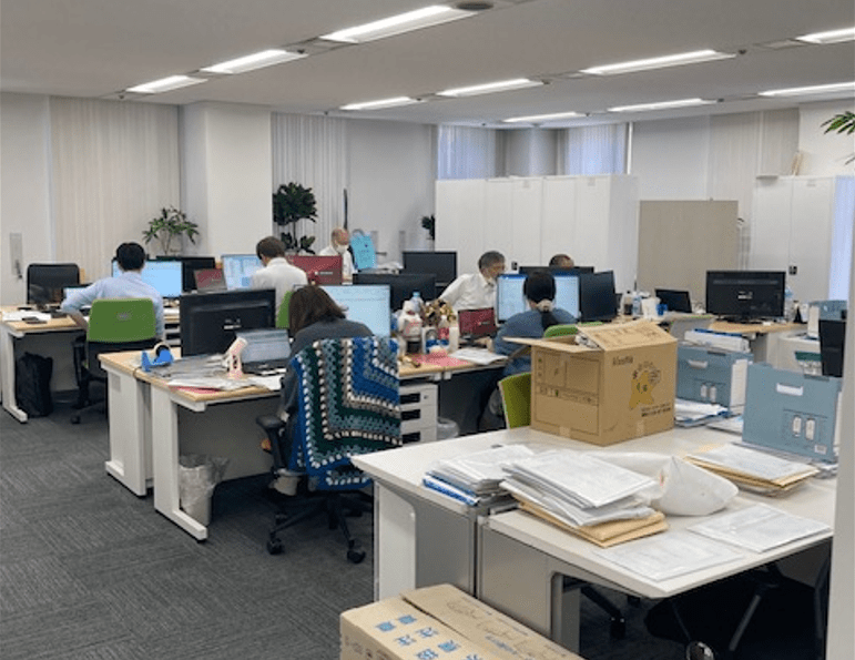 【経理代行スタッフ】年間休日125日！淀屋橋駅近の好立地！幅広い企業のバックオフィス業務全般を受託し、財務コンサルティングも行っている事業会社の画像