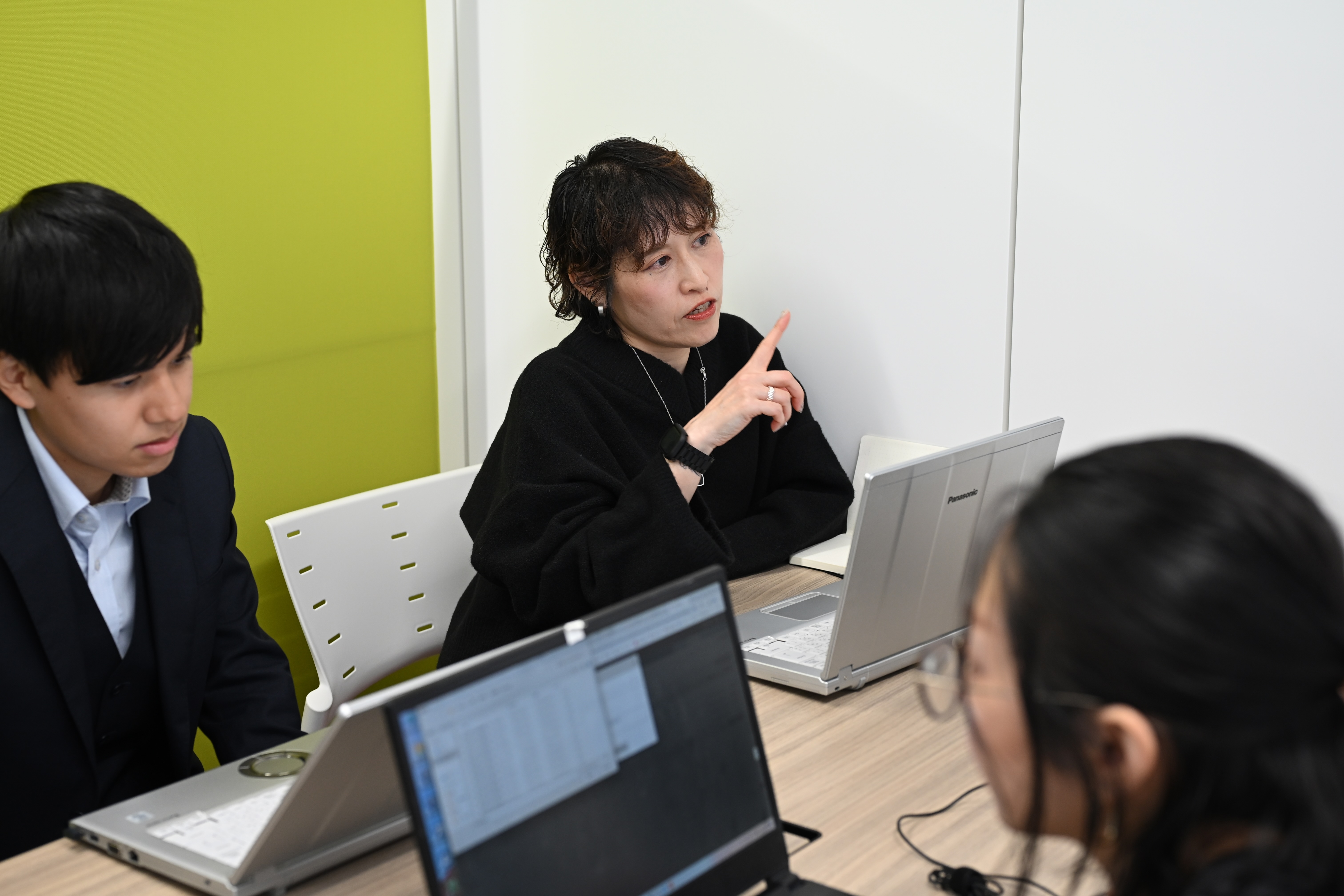 【科目勉強中の方必見！】社内研修充実/勉強と仕事の両立ができる、フレックスあり&リモートワーク可能の柔軟な働き方◎少数精鋭の組織で、中小・ベンチャー企業の社外CFOとしてクライアントの経営を支える会計事務所の画像