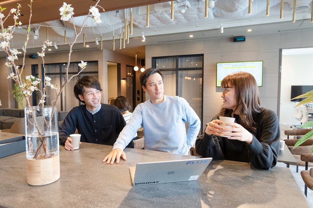 【経理】部長ポジション！フレックス・リモート有り！「日本経済に流れを」ミッションに掲げ、DX支援事業、マーケティング支援事業で基盤をつくりつつ、人材支援事業も展開し3領域から日本企業の成長を支えるIPO準備企業の画像