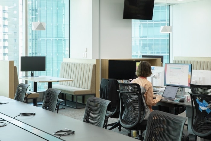 【経理】上場企業での経理経験求む！61.5億円の資金調達を完了、人事労務ソフト業界No.1のSaaS系IT企業の画像