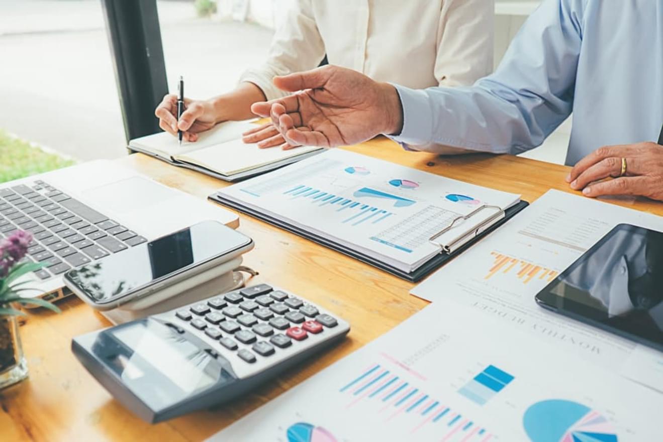 監査法人で在籍期間と担当業務を教えてください