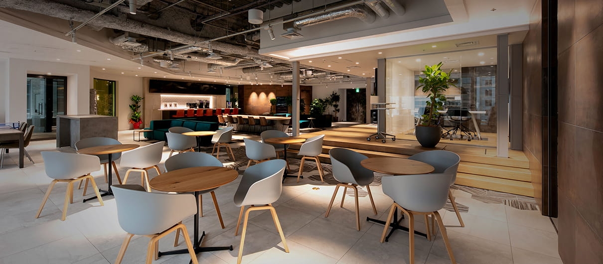 【グロース上場】経営に直結する資金管理・資金調達を担い、M&Aや多角事業で財務スキルを磨く！広告×マーケティングの課題を解決する自社開発企業の画像