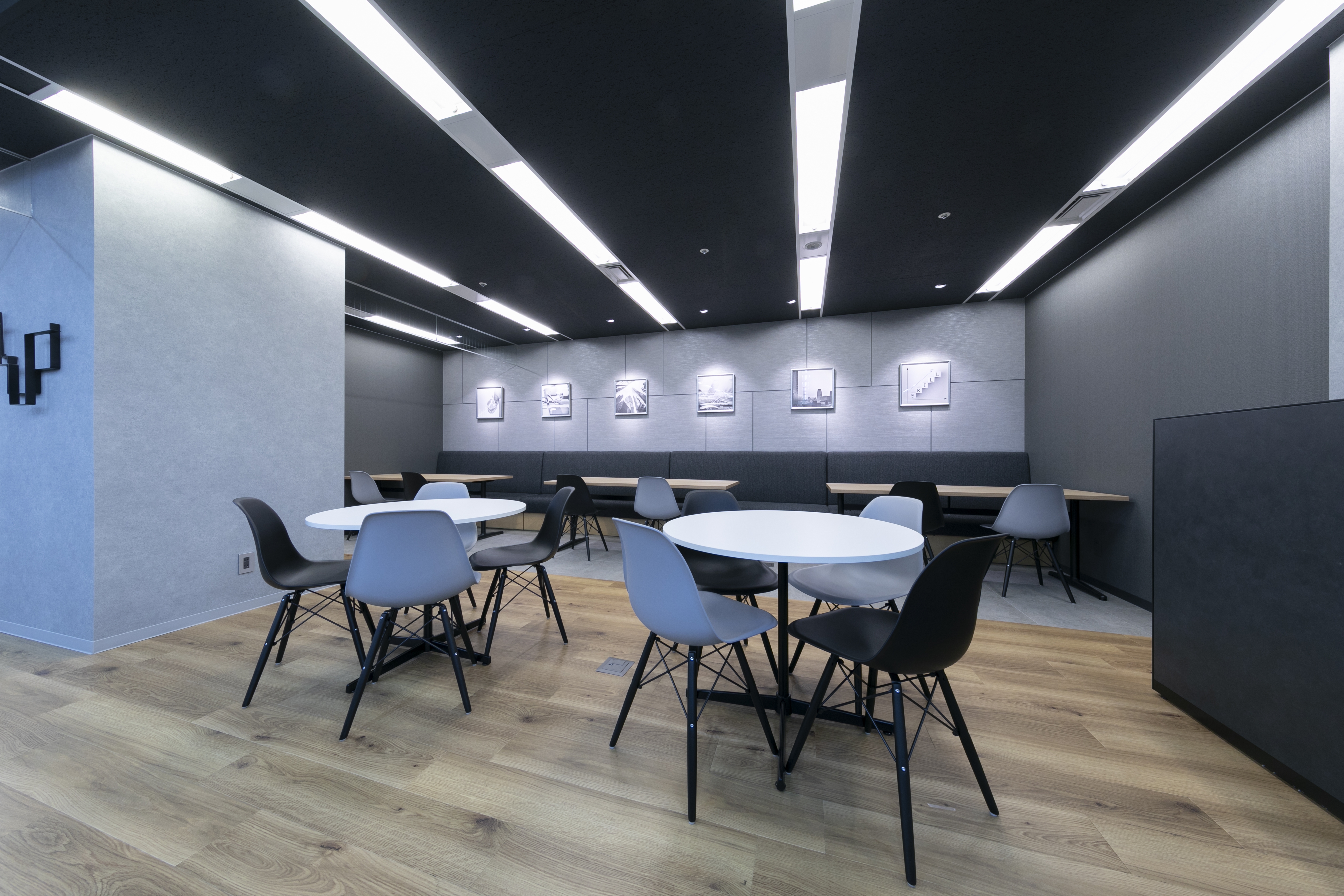 【税理士】時短勤務相談OK！科目合格3科目以上必須！リモートワーク週3日以上！働くママ多数在籍/ワークライフバランスを保ちつつ、大手金融機関、総合商社やそのグループ会社などから、ベンチャー企業まで担当できる税理士法人の画像