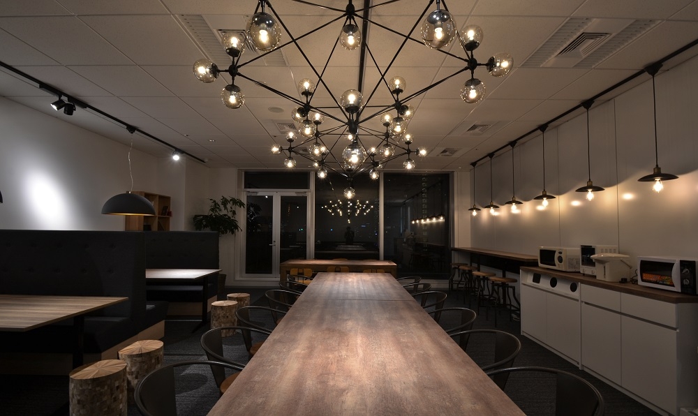 【経理】経理マネージャー募集！リモートワーク可能！設立67年と安定した基盤がありながら、ファッションの枠を超え、ライフスタイル領域での更なる事業拡大を行う商社の画像