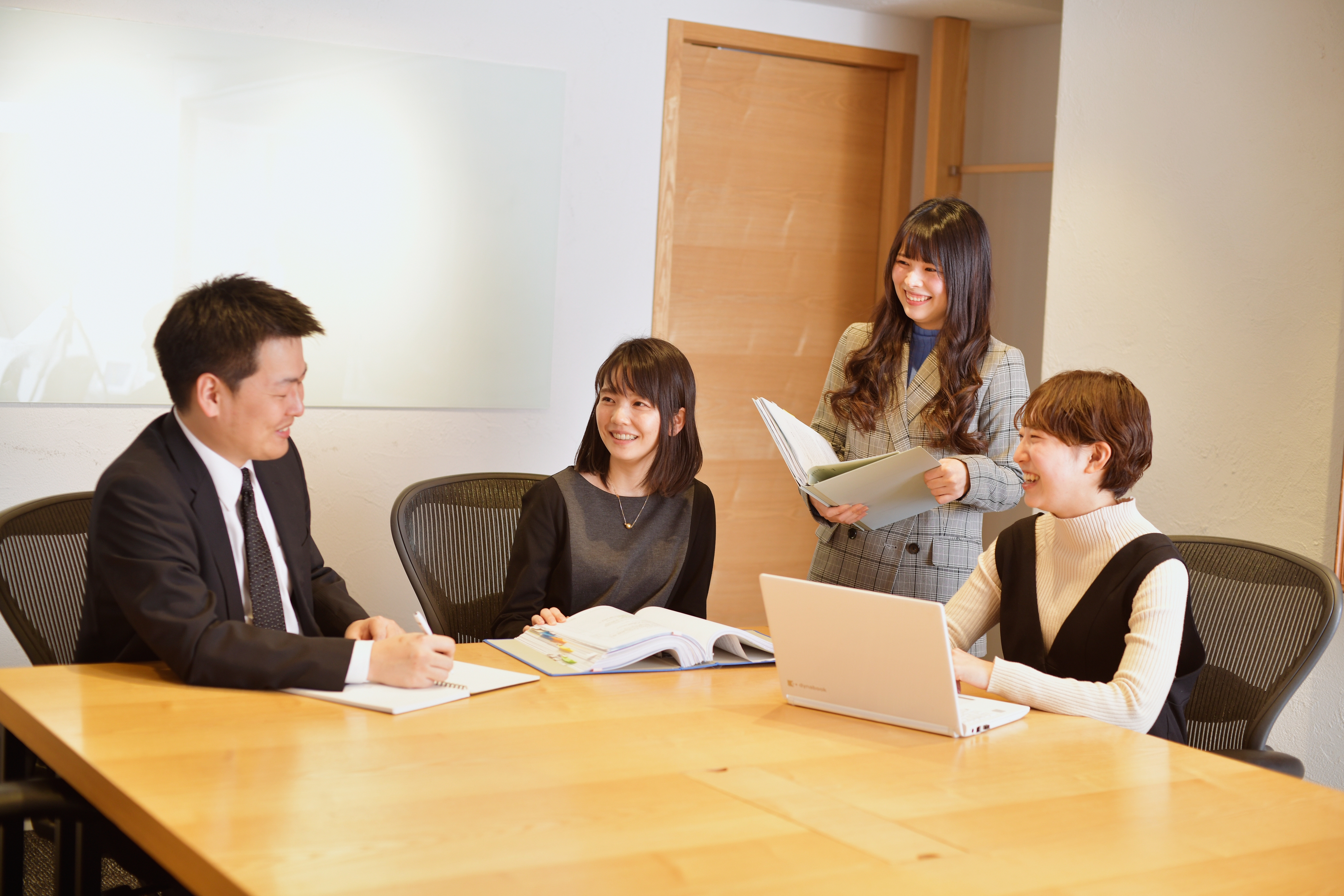 【税務会計】公認会計士、税理士、科目をお持ちの方必見！フレックス導入／外資クライアントが90％以上／投資ファンドや金融機関をメインにし、関連分野のスキルが高まる会計事務所の画像