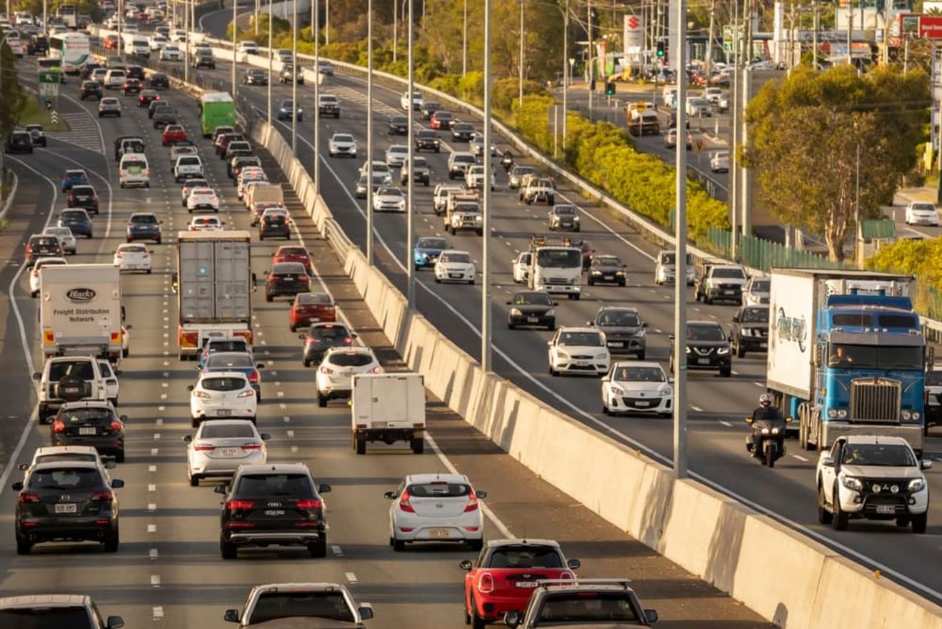 通勤の形態による通勤災害認定要件