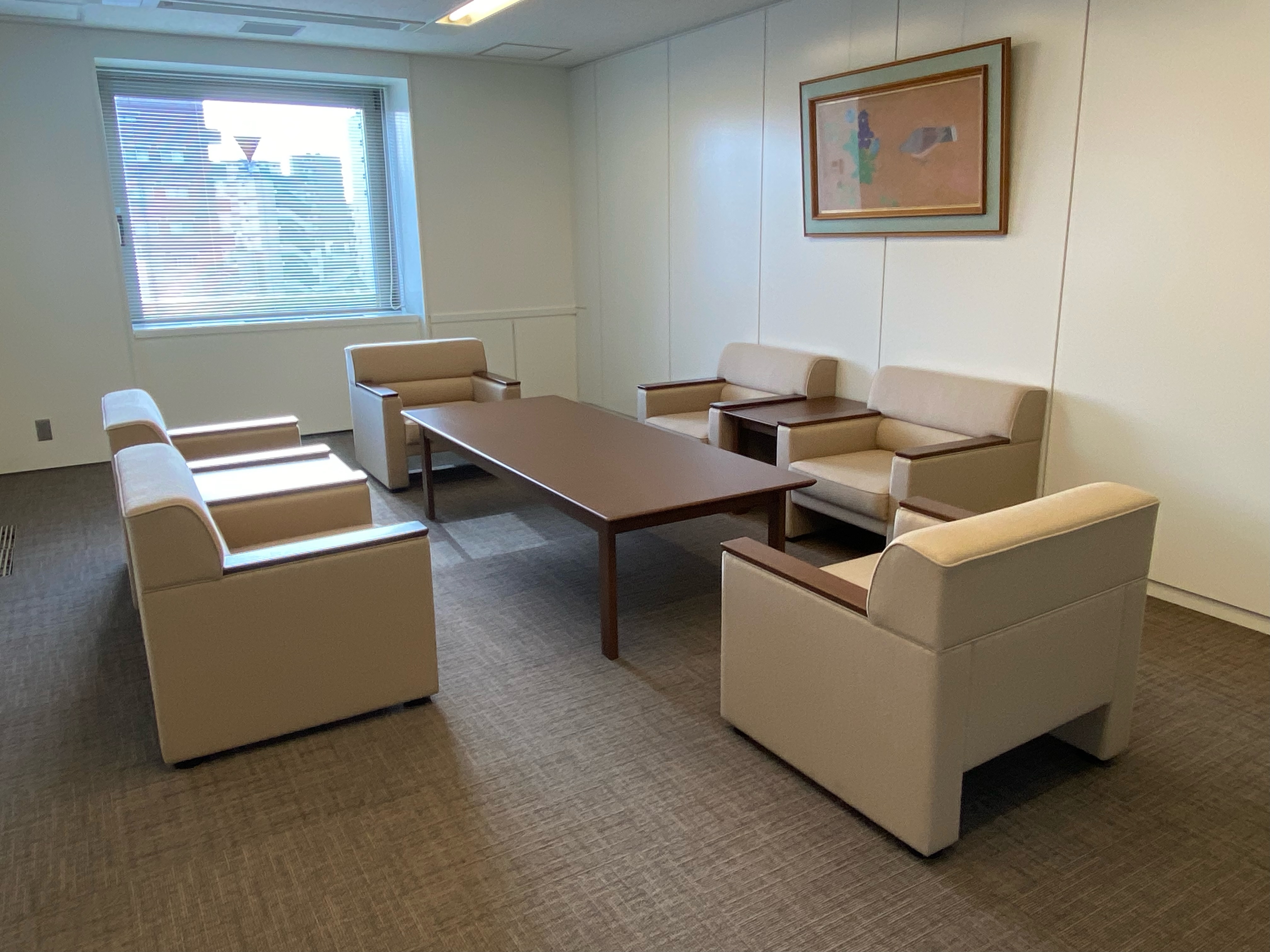 【経理】未経験応募可！創業100年越えの安定企業！年間休日140日以上で住宅手当などの福利厚生も手厚く、安心して長期就業が可能！不動産・エネルギーの社会基盤を支えるスタンダード上場企業！の画像