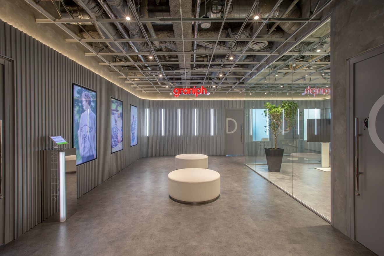 【経理マネージャー候補】世界...の画像