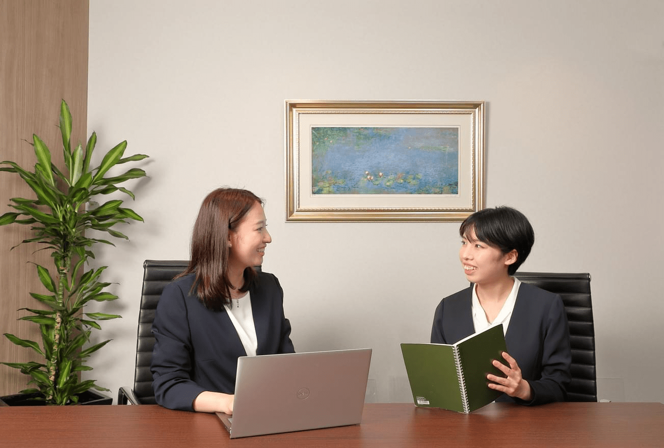 【クライアントの相続税の悩みを多角的に解決！】年間休日125日/実働7時間勤務/年間3,000件を超える相続税申告の取扱実績があり業界トップクラス！相続税専門で、最高のプロフェッショナルサービスを提供する税理士法人の画像