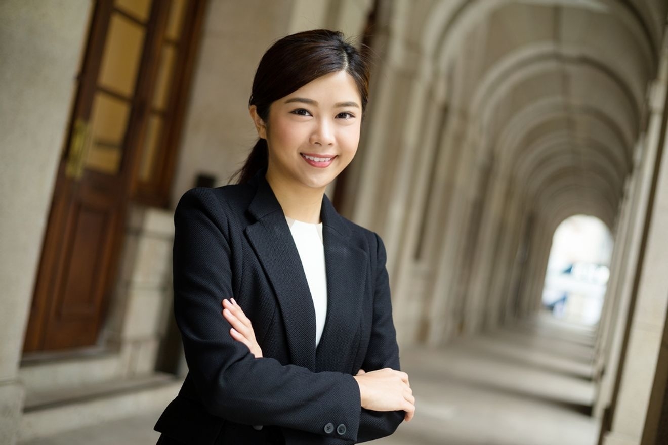 美人ママさん弁護士!伊藤真樹子先生にインタビューしてみました