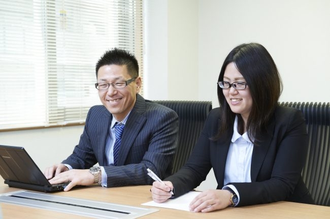 【人気求人】フルフレックス/リモートワーク可能/ITツール積極導入/社内研修や資格取得支援制度も充実◎毎年新規案件も受注し拡大しながら、スピード感ある環境でさらなるスキルアップができる会計事務所の画像