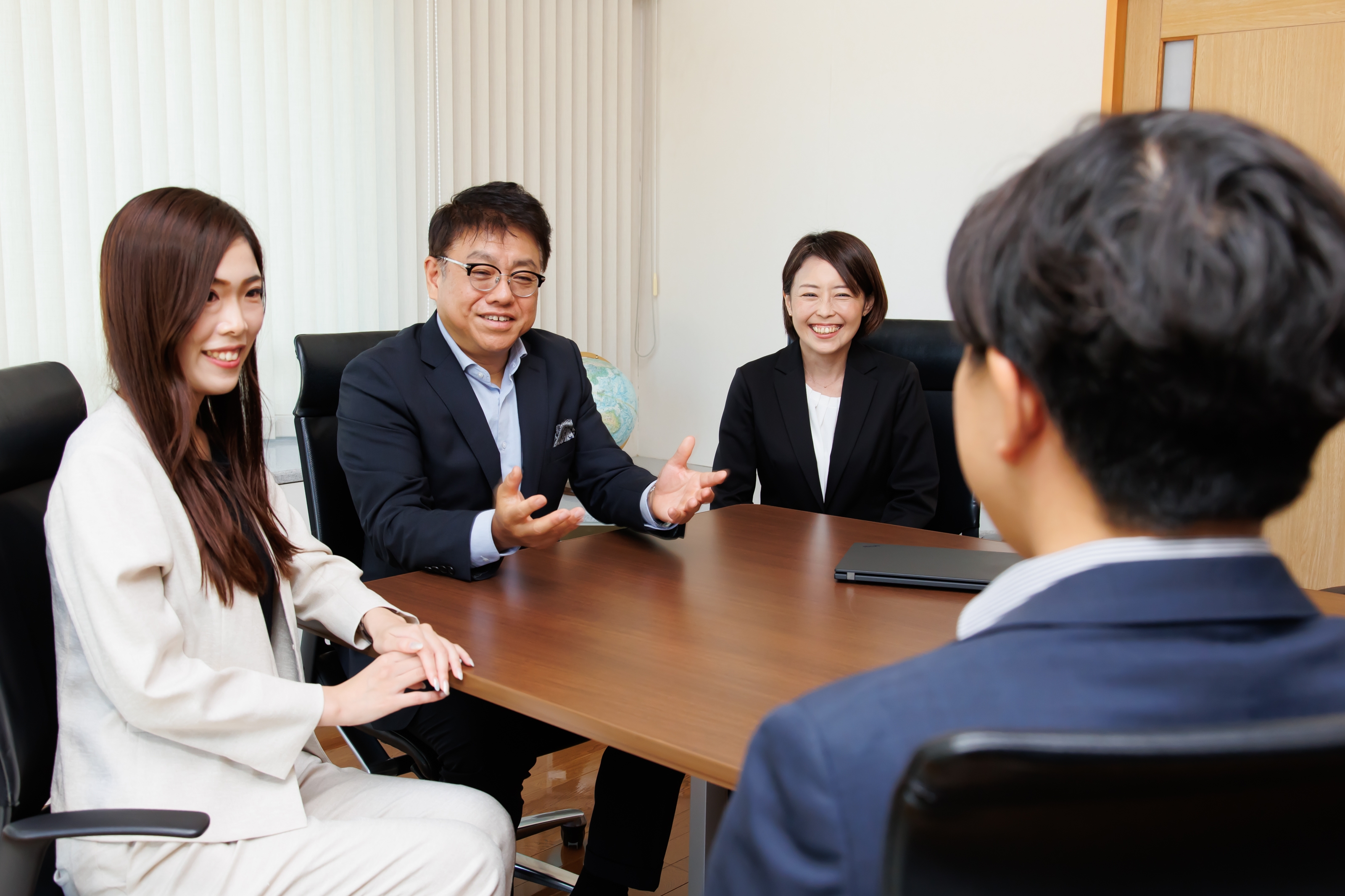 【税務コンサルタント】研修制度や福利厚生が充実！ワンストップ体制とブランド力で拡大成長中の税理士法人の画像