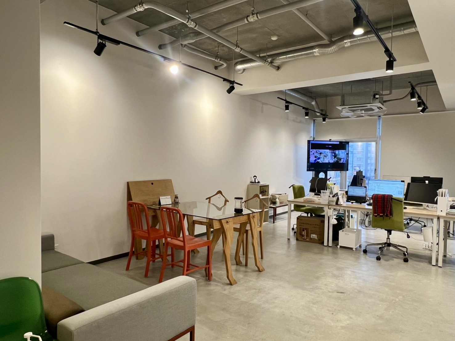 【税理士/沖縄】最新ツールで業務を可視化｜一人に責任を負わせない｜プロとして「安心」して働ける環境｜地域最高水準の600万可の画像