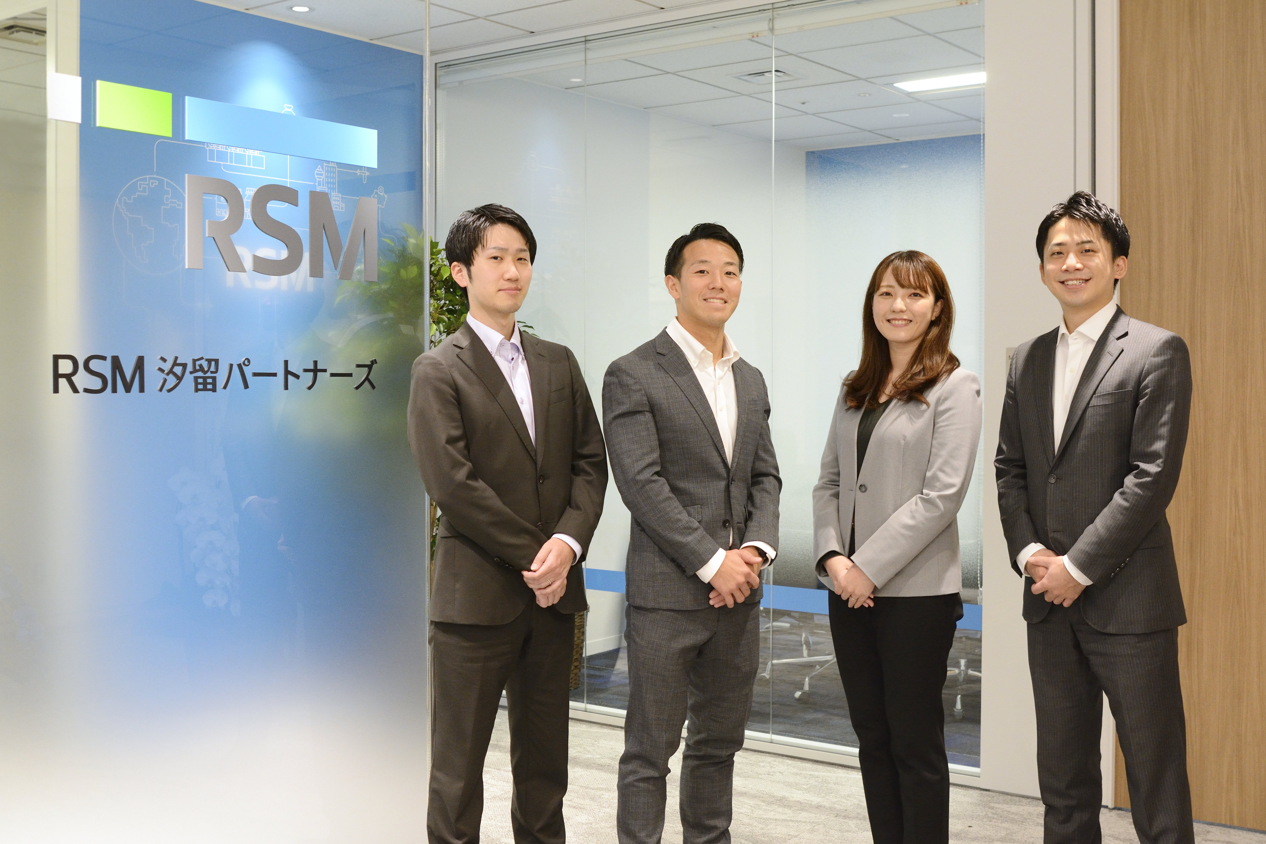 【人事労務コンサルタント】実務経験者募集！若手歓迎！外資系クライアント多数！士業界を牽引するプロフェッショナルファームグループの社会保険労務士法人の画像