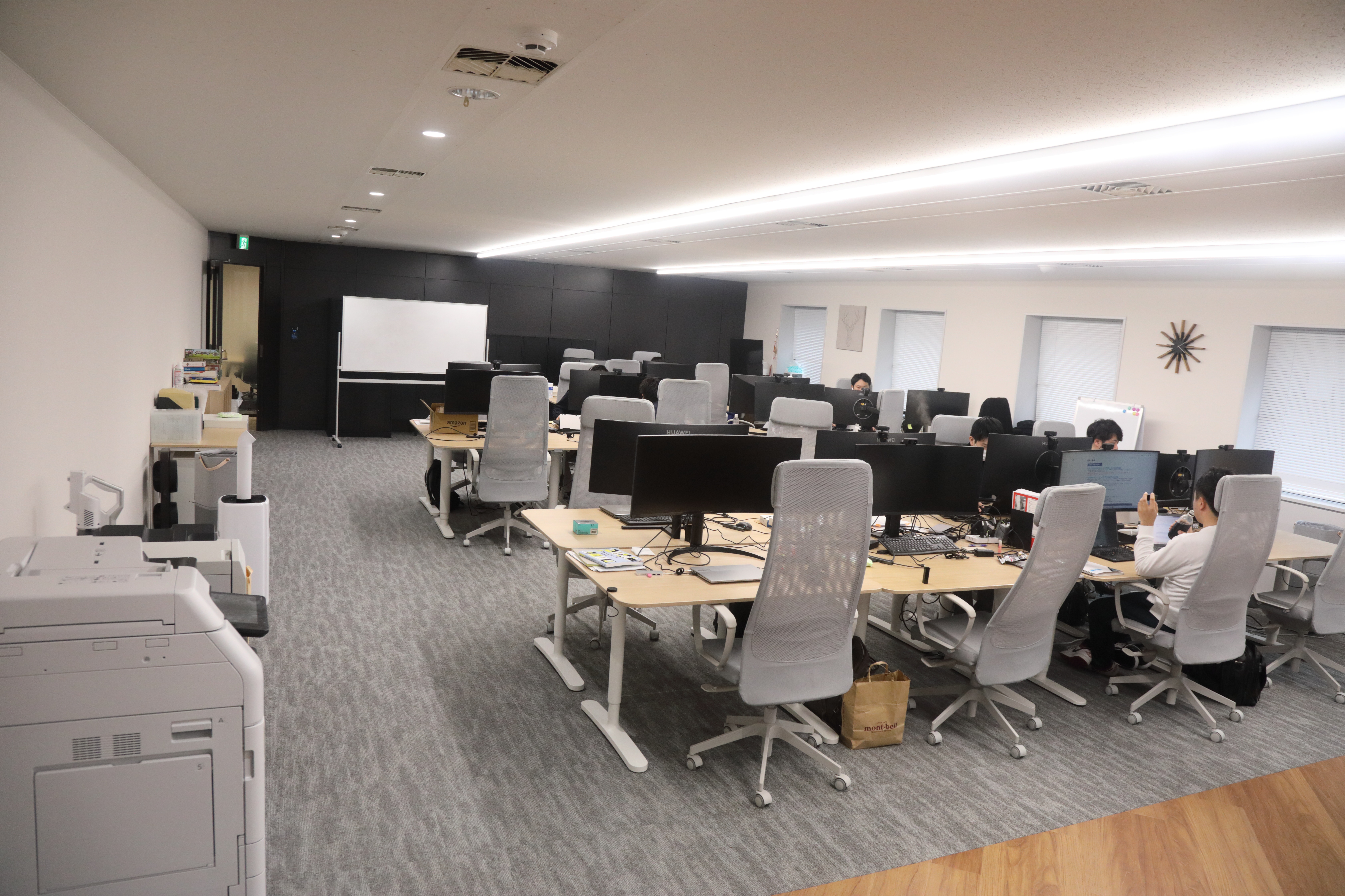 【経理スタッフ】エグジットボーナスあり／日本が誇る中小企業の独自の技術や強み、歴史を未来へつないでいくために、中小企業投資・コンサルティングを提供している急成長中の企業！の画像