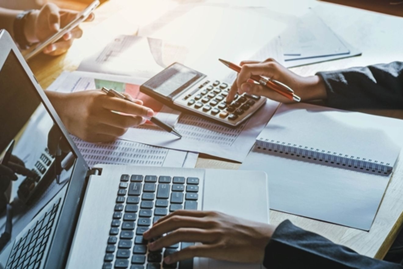 【2021年4月から】売上計上の時期を定める会計ルールが変更！新「収益認識基準」を確認しよう