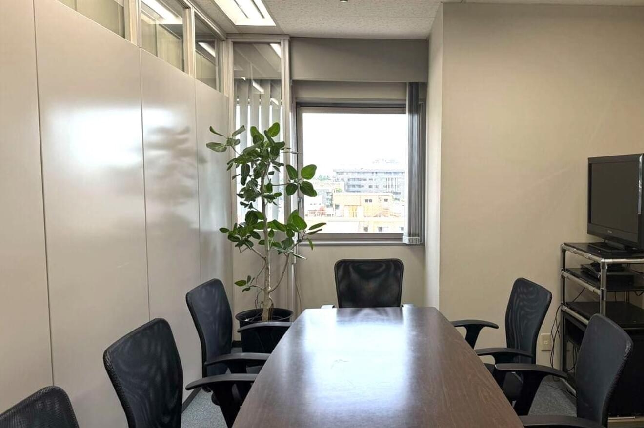 【経験者歓迎】実働7時間×残業少なめ｜平均勤続年数が10年以上のメンバー多数｜税務×M&Aにも挑戦可能な税理士法人の画像