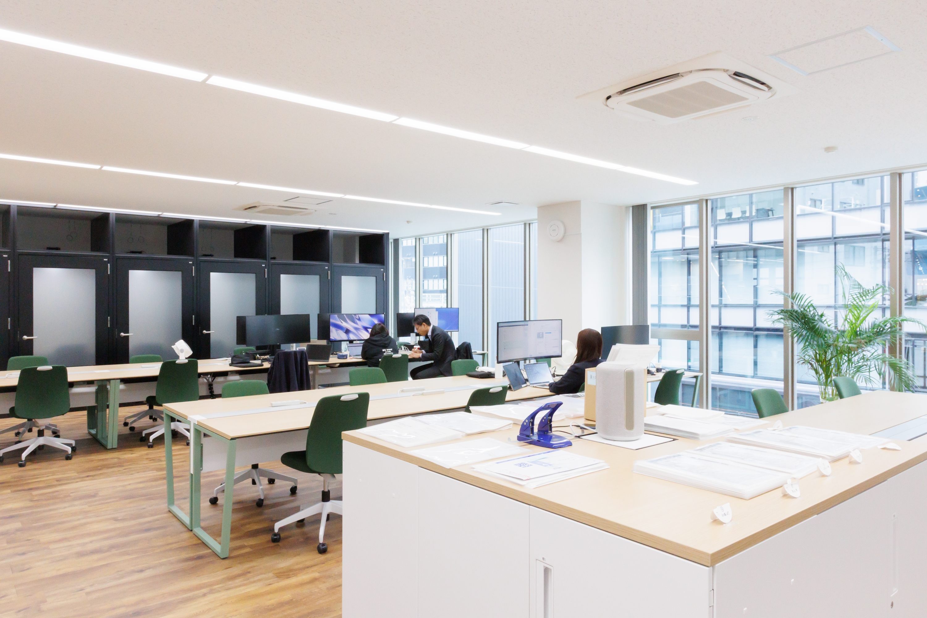 【業務プロセスコンサルタント】週1～2日在宅OK！労務のシステム設計のコンサルや労務相談対応などにチャレンジできる！「オンラインファースト」を掲げフルリモートで完結を目指す社労士事務所の画像