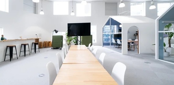 残業月10〜20h｜年間休日125日｜経理を軸にバックオフィス全体をリードの画像