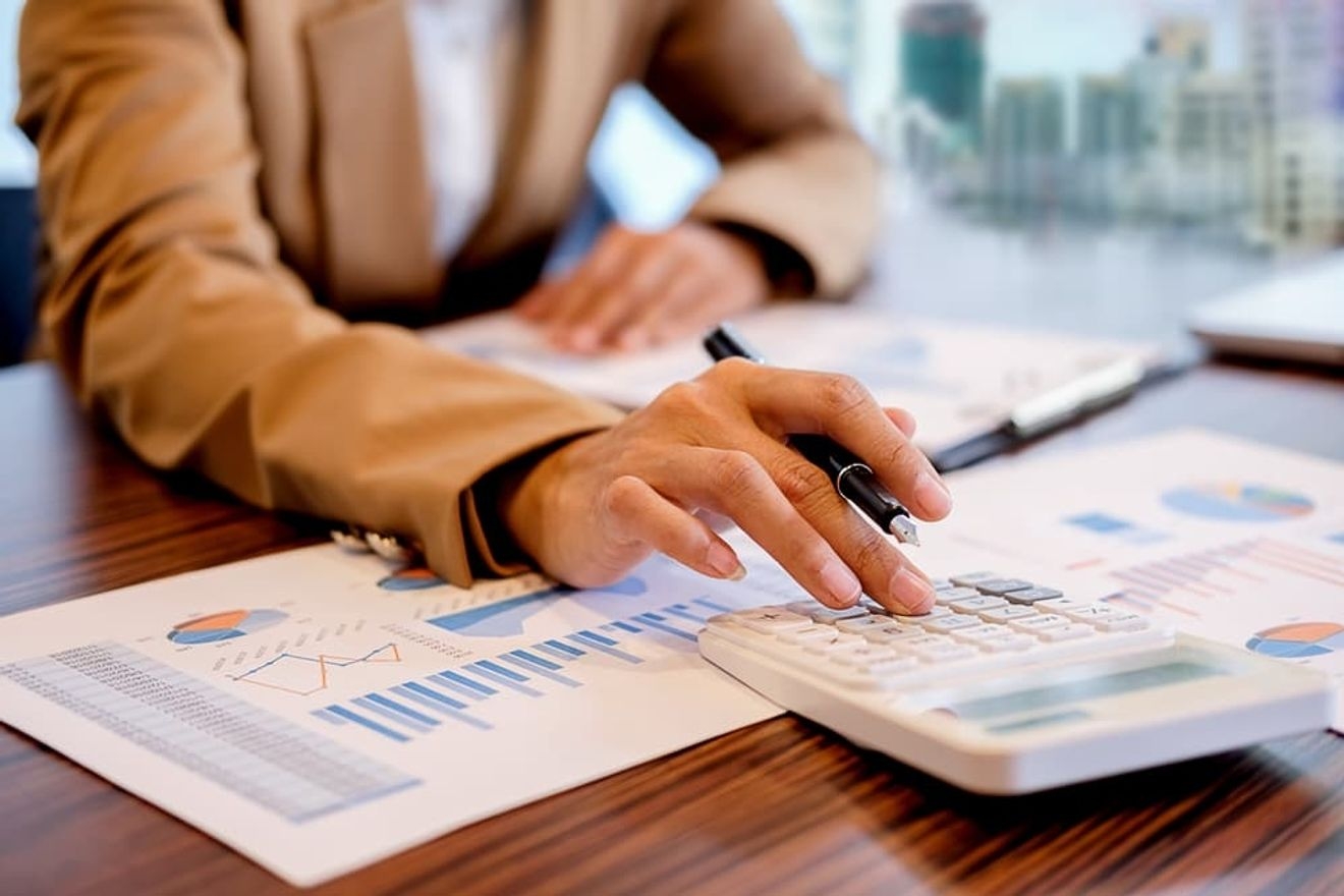 会計事務所への転職を考える方へ!年収や志望動機など気になる点を徹底解説