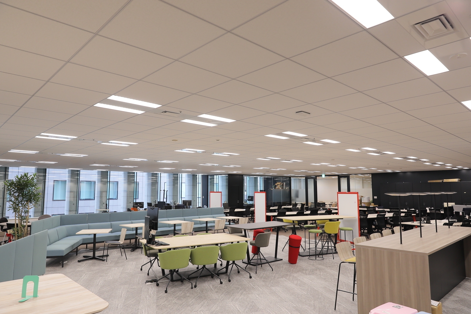 【経理】リモートワーク可！残業時間10時間程度！幅広い経理業務を経験できる、日本最大級の保育サービスを提供する総合保育テック企業の画像