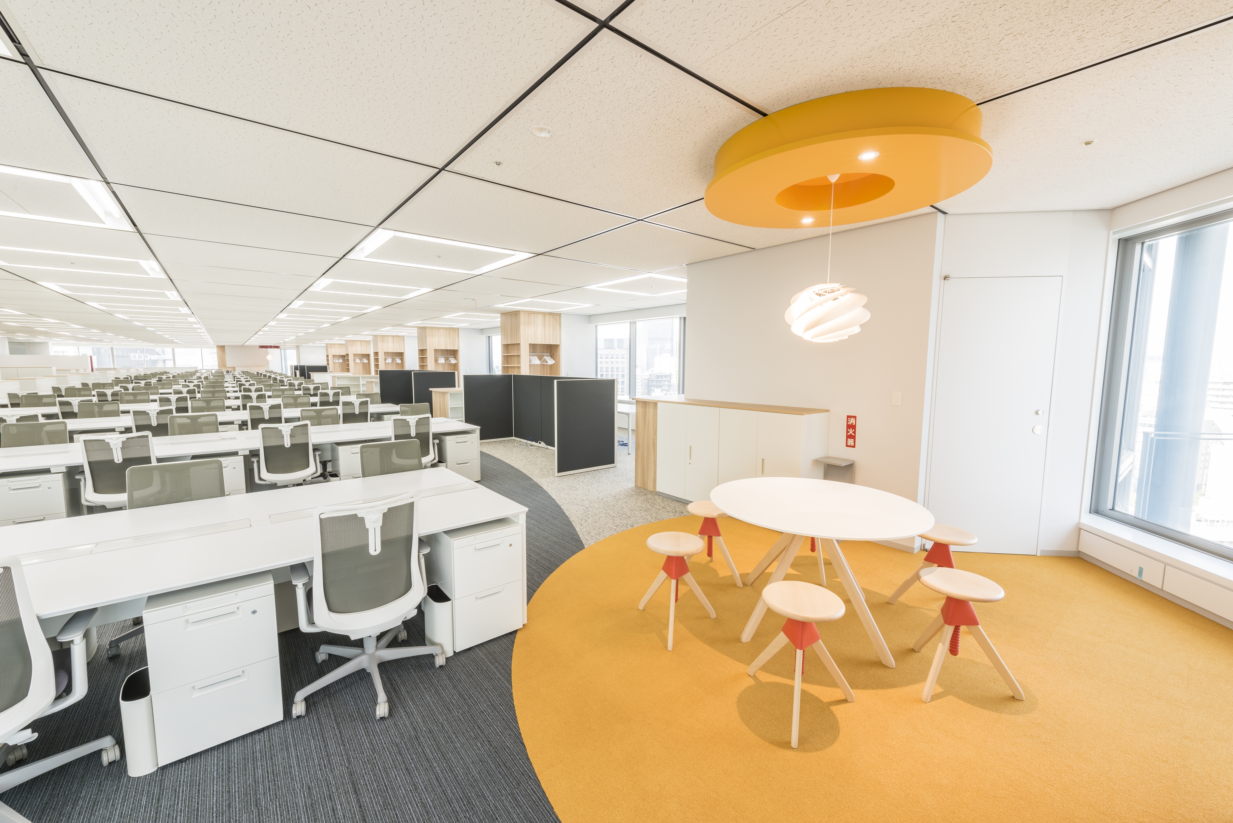 【法務】法務スタッフ募集！リモートワーク可能！求人媒体の発行・運営から幅広く事業展開を進めるプライム上場企業の画像