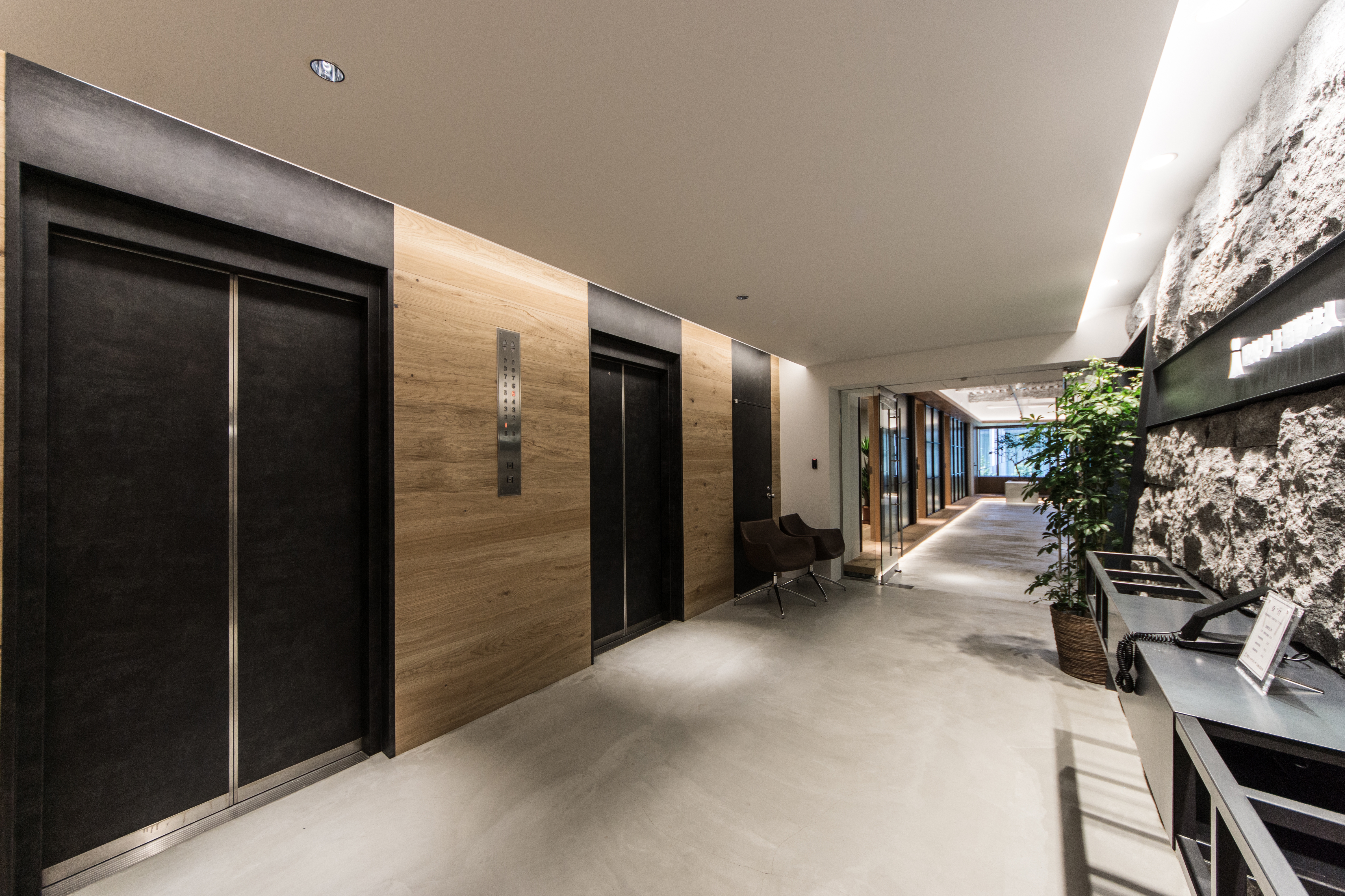 【経理マネージャー候補】フレックス制あり！15000名規模を超え、業界トップクラスを誇るオンライン証券会社のグループ企業の画像