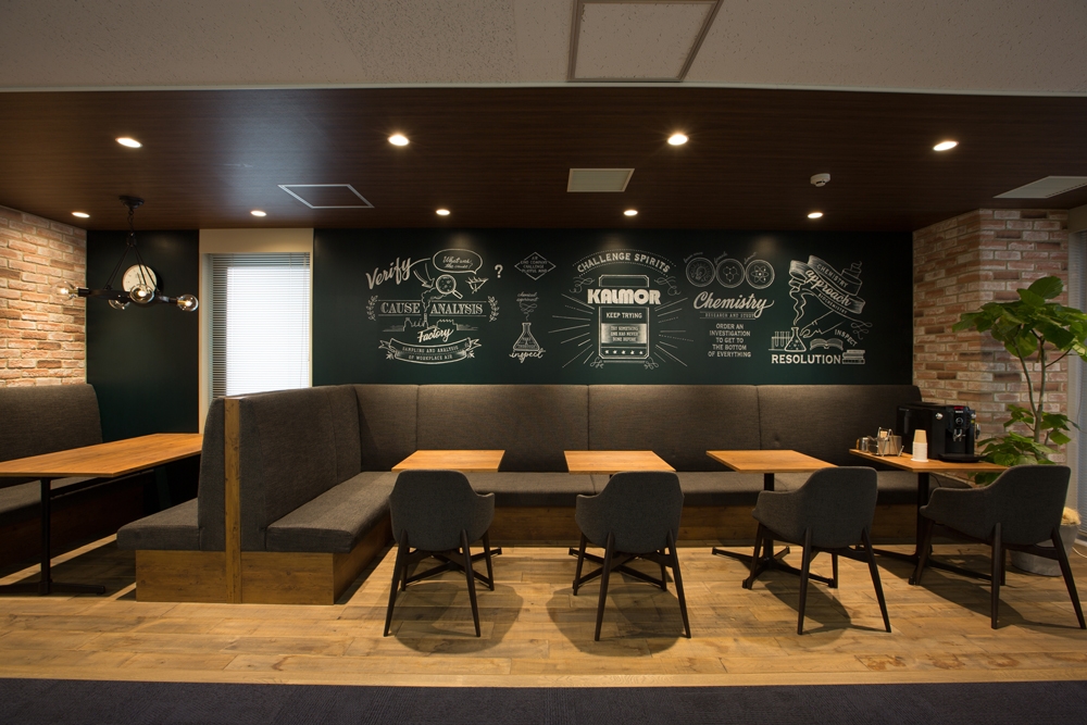 【経理マネージャー候補】年間休日125日！平均残業時間20時間以内！創業30年続く！空気環境事業を展開しており、約10万件の対応実績を誇る安定企業の画像