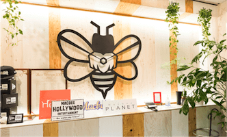 【経理マネージャー】充実した福利厚生！長期休暇（2週間）制度あり！AC（アナリティクスコンサルティング）事業とMT（マーケティングテクノロジー）事業を通じてマーケティング活動を支援しているWeb広告企業の画像