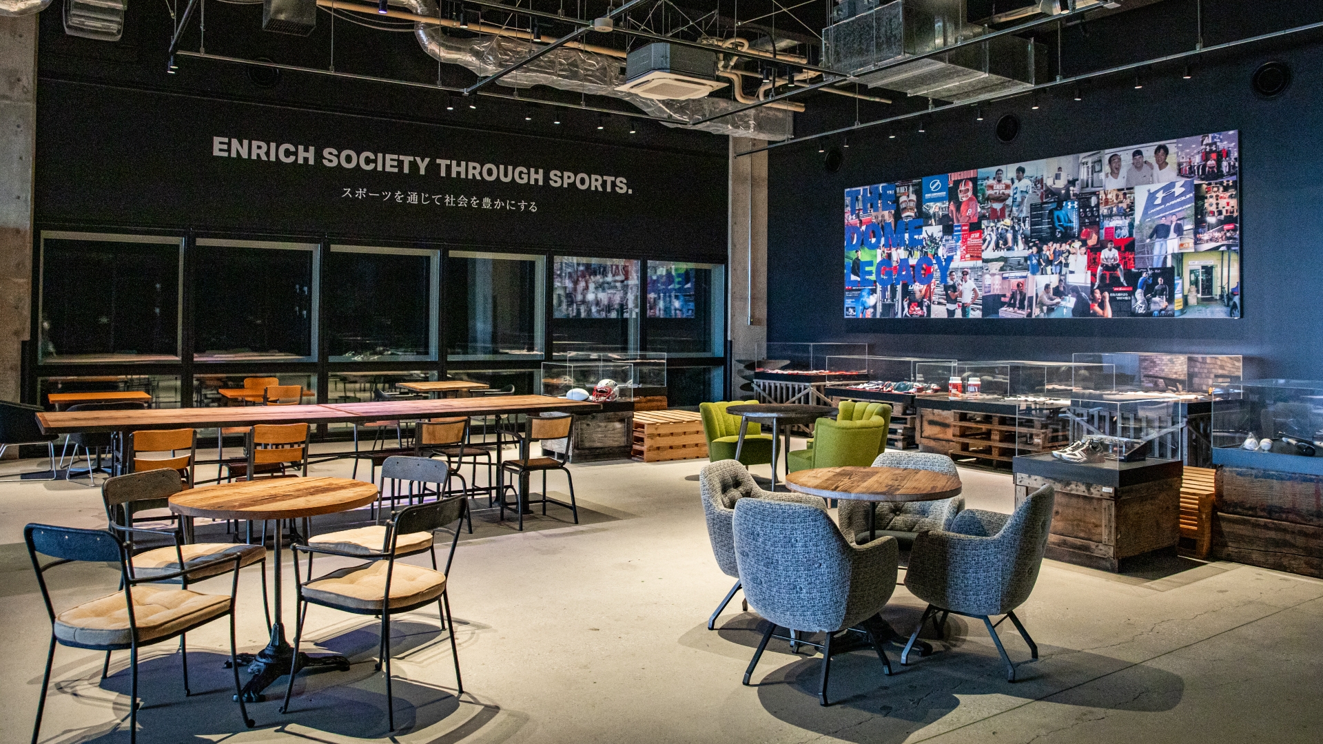 【経理】業務経験を積み希望のキャリアに挑戦できる！プライム上場伊藤忠商事の子会社！アスリートのためのアパレル・フットウェアブランド「アンダーアーマー」の日本総代理店としてスポーツ事業を展開する企業の画像