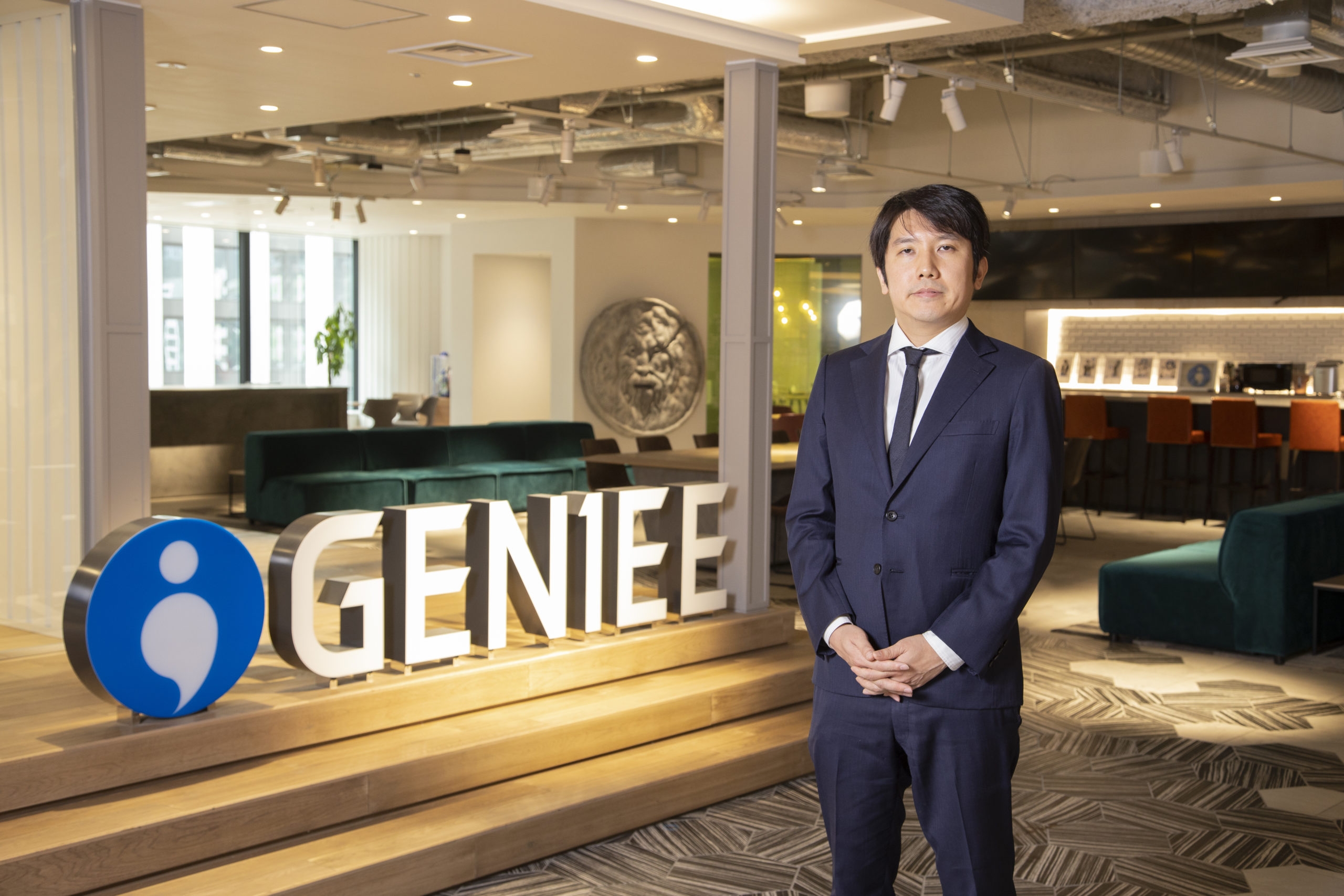 【財務のスペシャリストを目指しませんか？】上場成長企業で資金調達・資金管理・銀行折衝に挑戦できる！広告×マーケティングの課題を解決する自社開発企業の画像