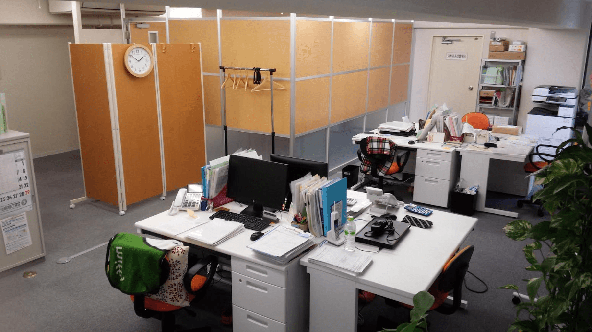 【人事労務相談コンサルタント】社会保険労務士有資格の方必見！インセンティブあり！社内研修制度も充実！一定のスキルが身につき次第テレワーク、フレックスタイム制で、多様な働き方が可能な社員の働き方も大切にする社労士法人の画像