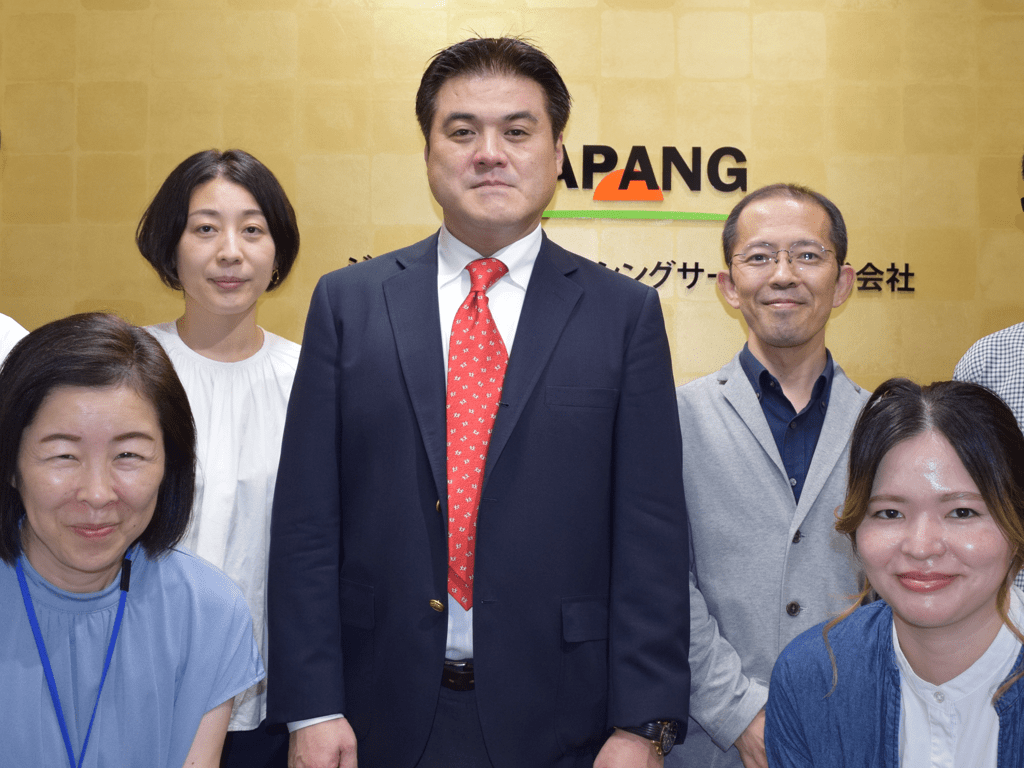 【社労士】有資格者歓迎！給与計算および総合的な人事労務コンサルティング等を幅広くこなす、外資系クライアント9割の社会保険労務士法人の画像