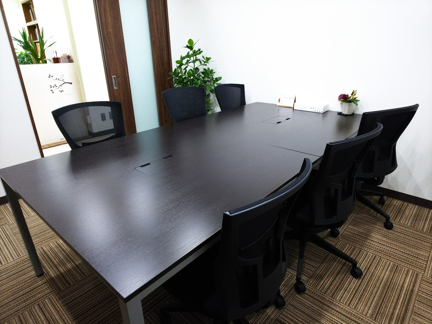 【税理士】年間休日125日以上！会計事務所勤務経験が必須！テレワーク導入で働きやすさ◎、成長を続ける税理士法人の画像