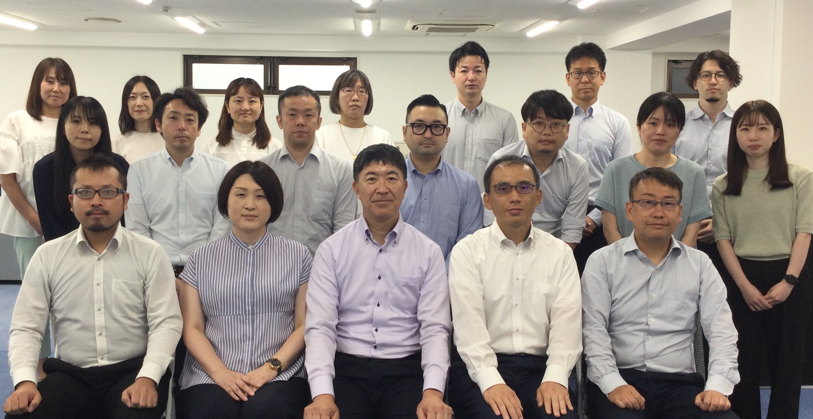 【税務スタッフ／リモート可】入力業務なしで顧客対応に専念！税務・労務のワンストップサービスで質の高い提案が可能な環境の画像